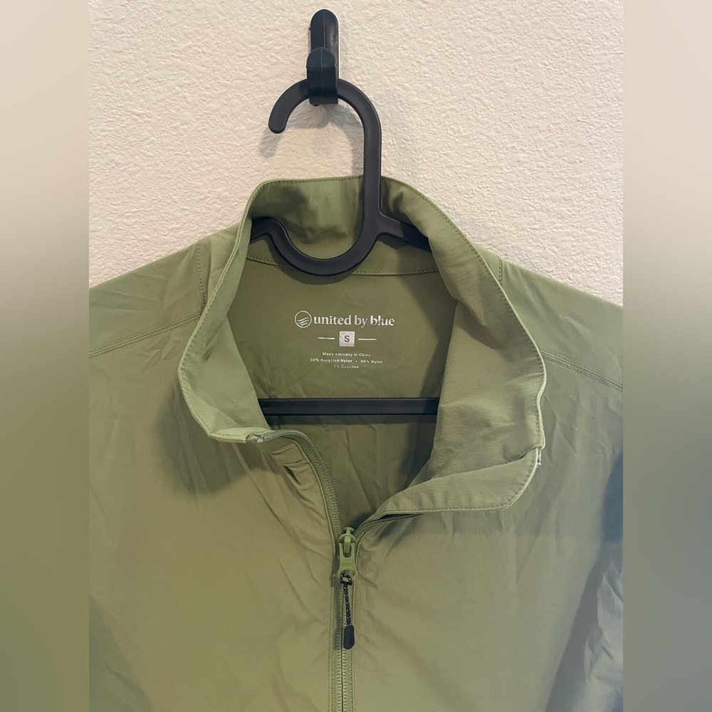 Packable Windbreaker - image 2